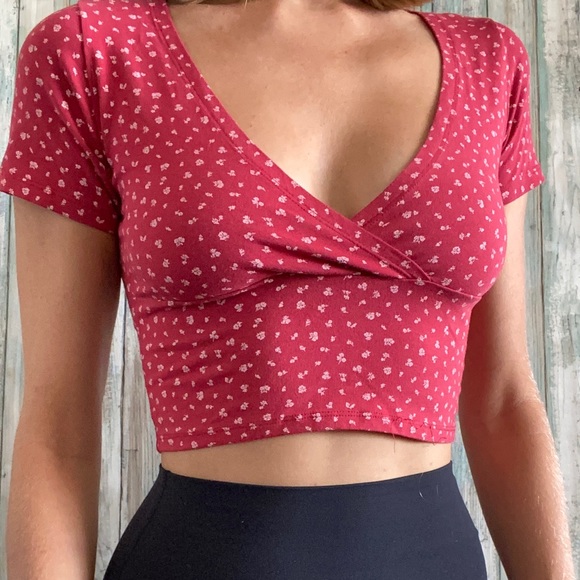 Brandy Melville Tops - Rare Brandy Melville red floral v neck crop top